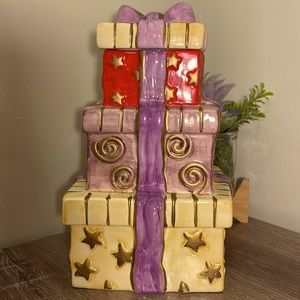 Adorable Stacked Gifts Cookie Jar